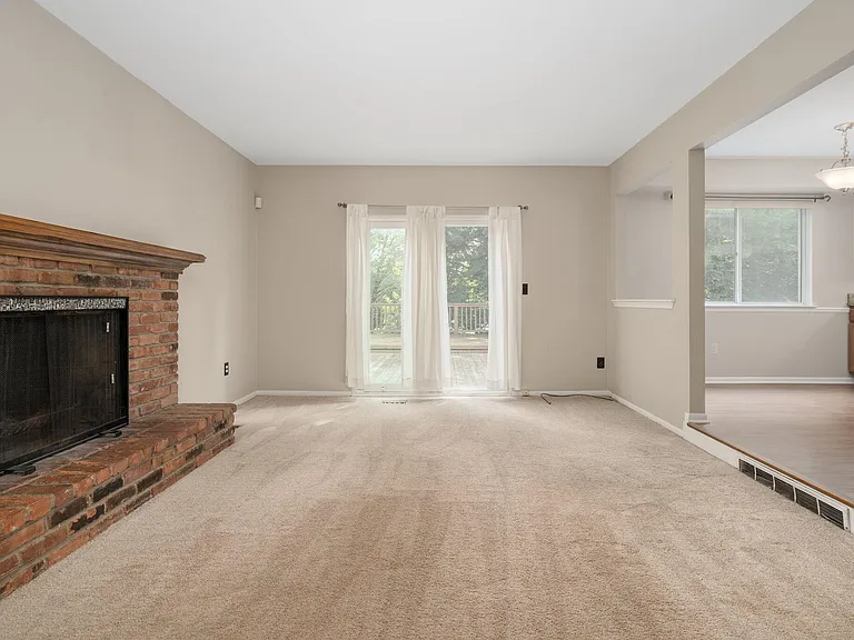 707 Rutgers Rd — Photo 19