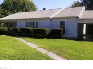 729 W Holly Hill Rd, Thomasville, NC 27360