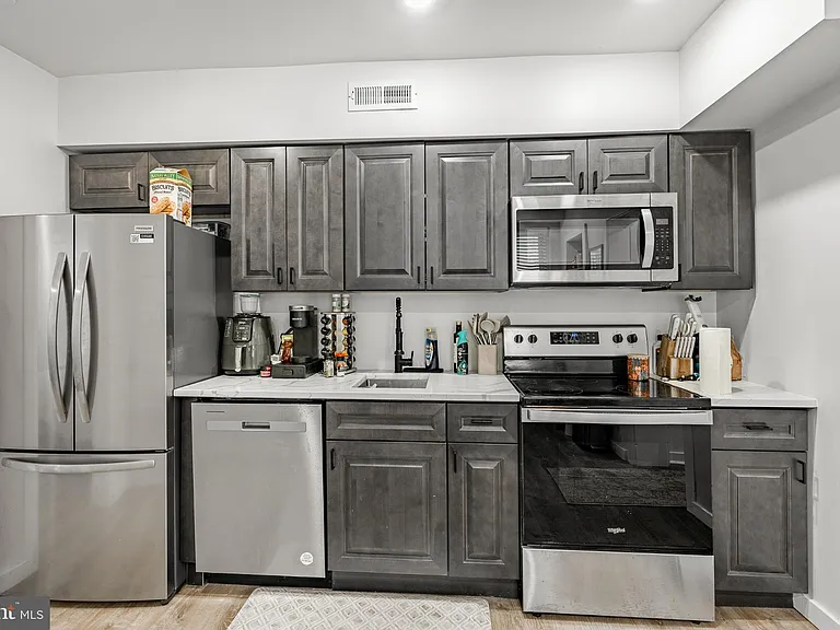 324 Darby Rd #326-1R — Photo 3