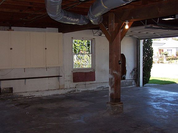 5th image of 1401 Sloat Blvd