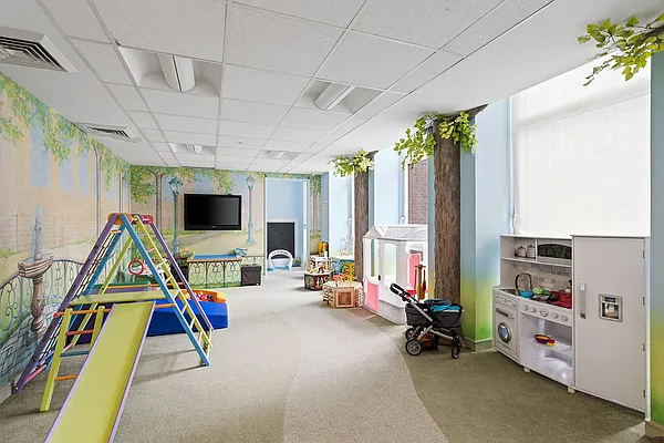 Sold by Compass | media 10