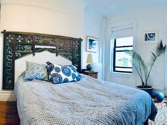 3rd image of 529 5th St APT 3L