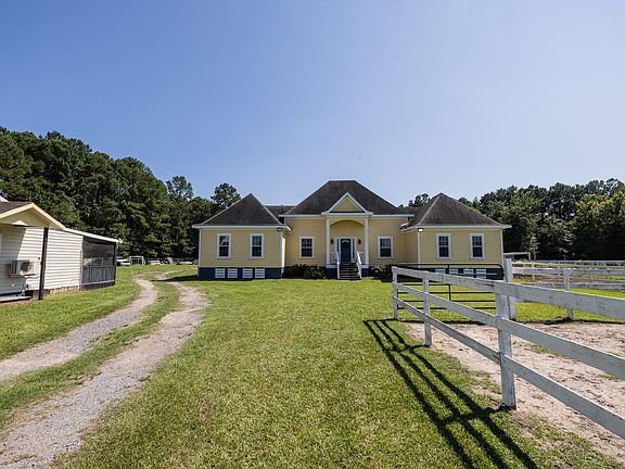 2nd image of 237 Braden Run Rd