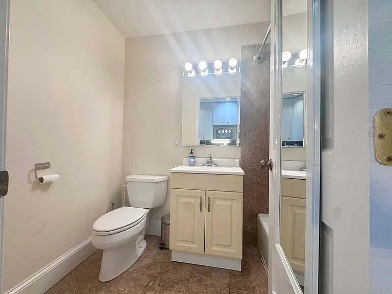 76 Commonwealth Ave #2B — Photo 5