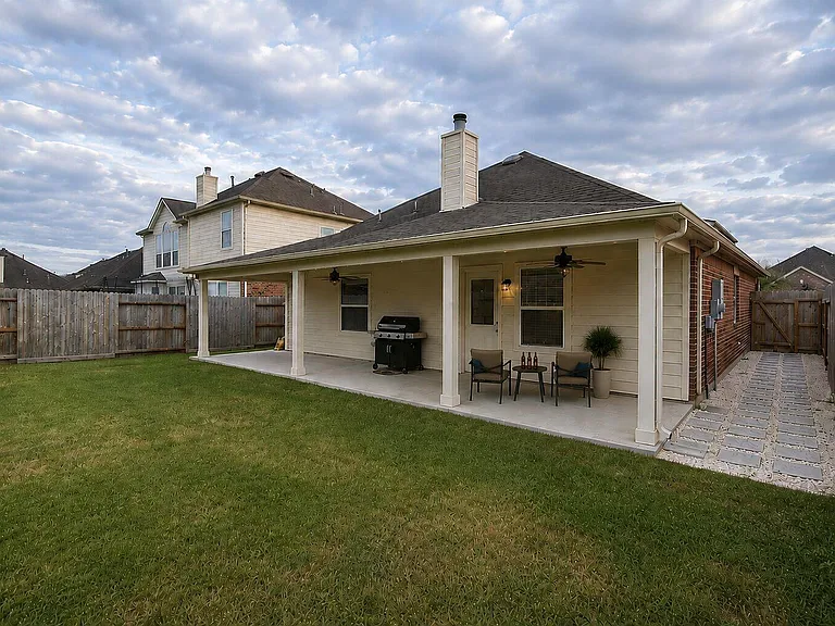 30315 Castle Forest Dr — Photo 28