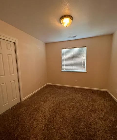 3845 Primrose St — Photo 7