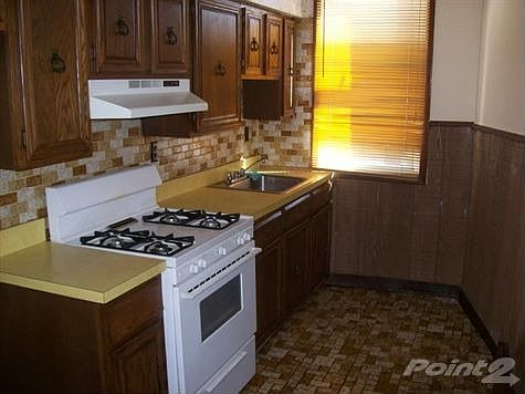Kitchen 1st Flr Unit
