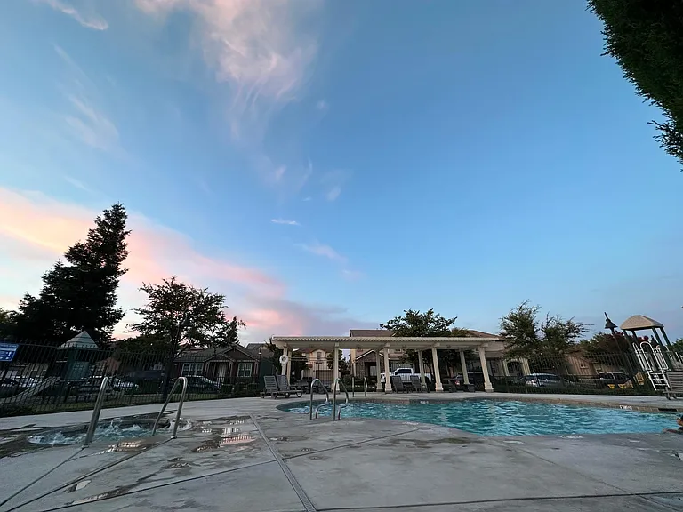 4433 W Artemisa Dr — Photo 2