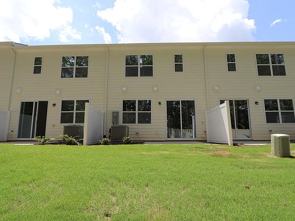 2nd image of 2930 Spring Manor Way