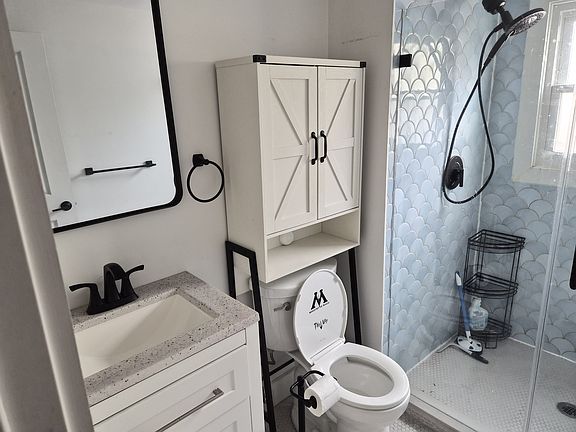 2nd image of 263 Acushnet Ave #1E