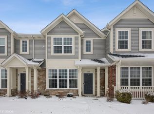 11372 Kentucky St, Crown Point, IN 46307