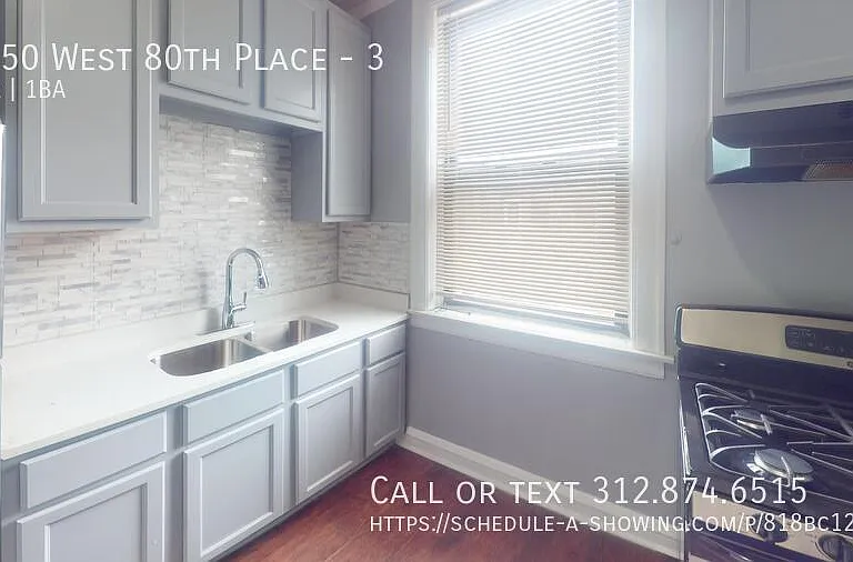1650 W 80th St #3 — Photo 5