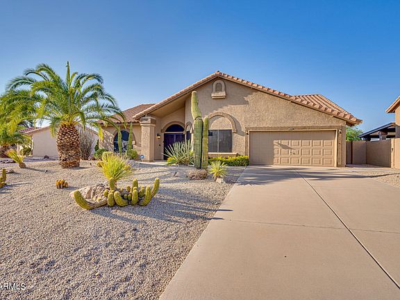 2nd image of 9518 W MENADOTA Drive