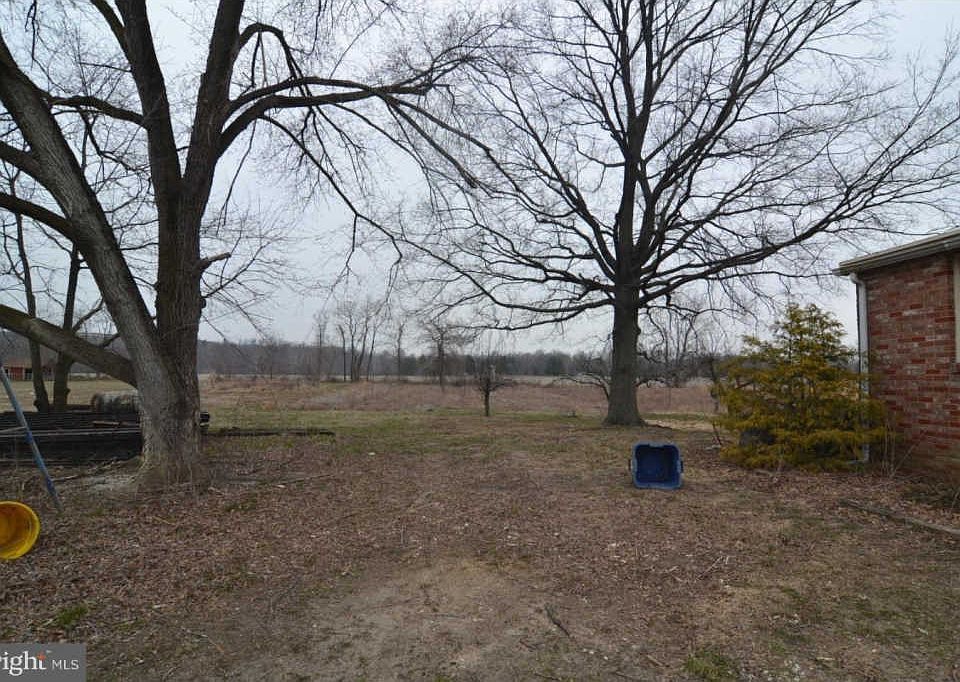 2nd image of 318 Harrisonville Rd
