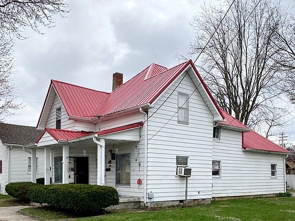 4th image of 317 E Washington St #3