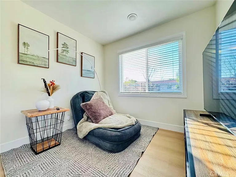 1741 Warwick St #1741 — Photo 23
