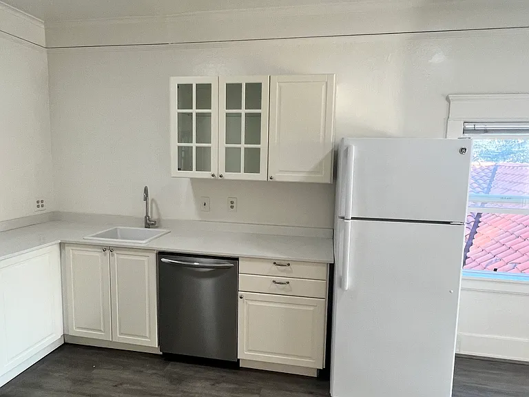 3964 1/2 Van Buren Pl #3964-1/2 — Photo 7