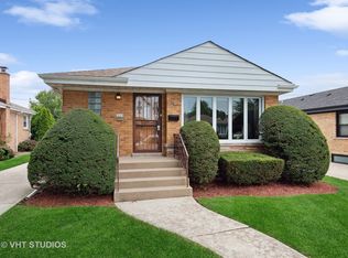 7535 N Odell Ave, Chicago, IL