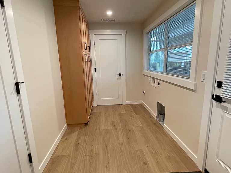 177 Harvey Ave — Photo 8