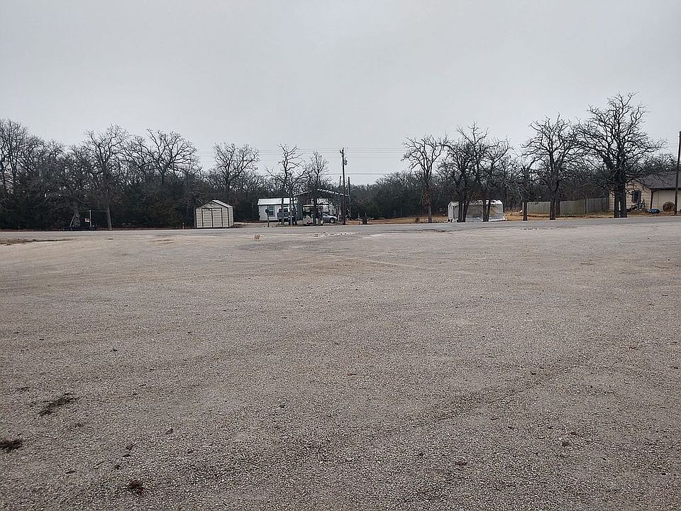 1st image of 220 County Road 211
