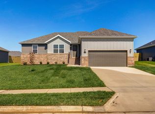 1579 E Macon St, Republic, MO 65738