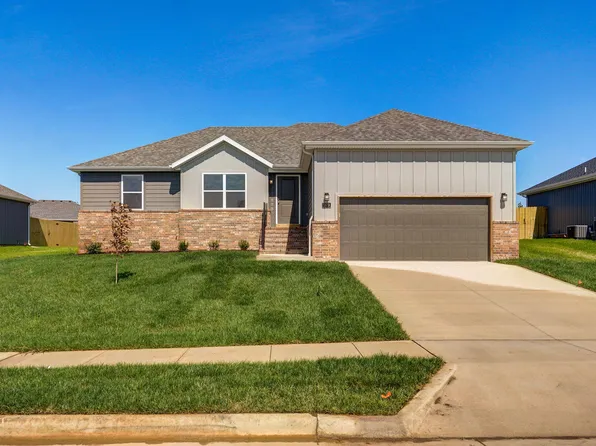 1579 E Macon Street, Republic, MO 65738