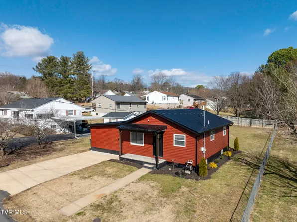 106 Chestnut St, Greeneville, TN 37745