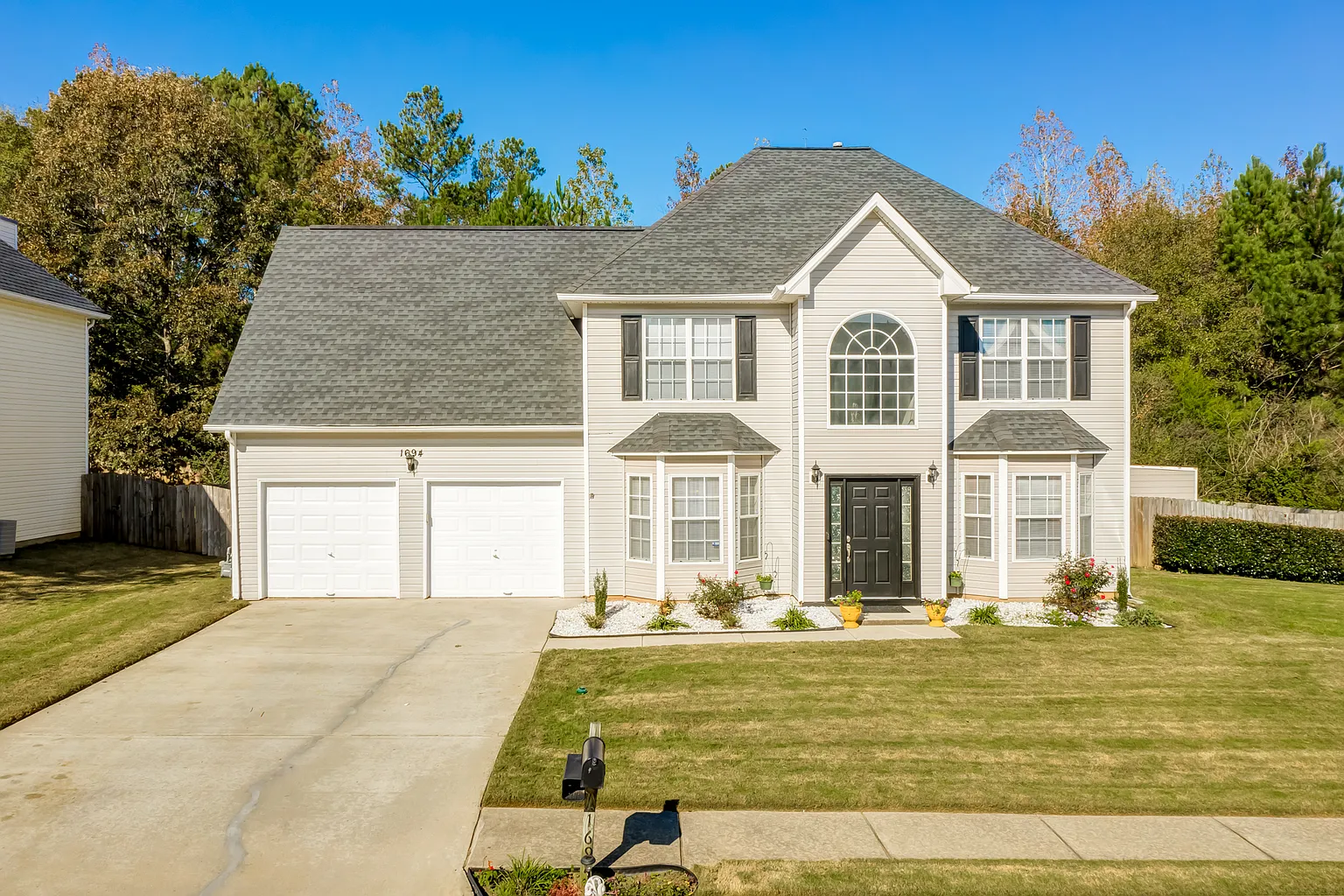1694 NW Callaway Loop photo 1