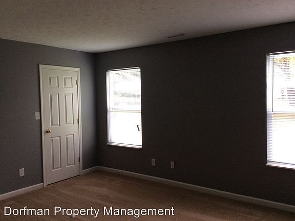 3rd image of 5946 Crosscut Ln
