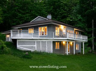894 Moulton Ln, Stowe, VT 05672