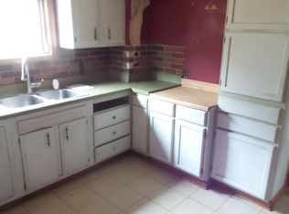 4919 Parkview Dr, Mccullom Lake, IL 60050