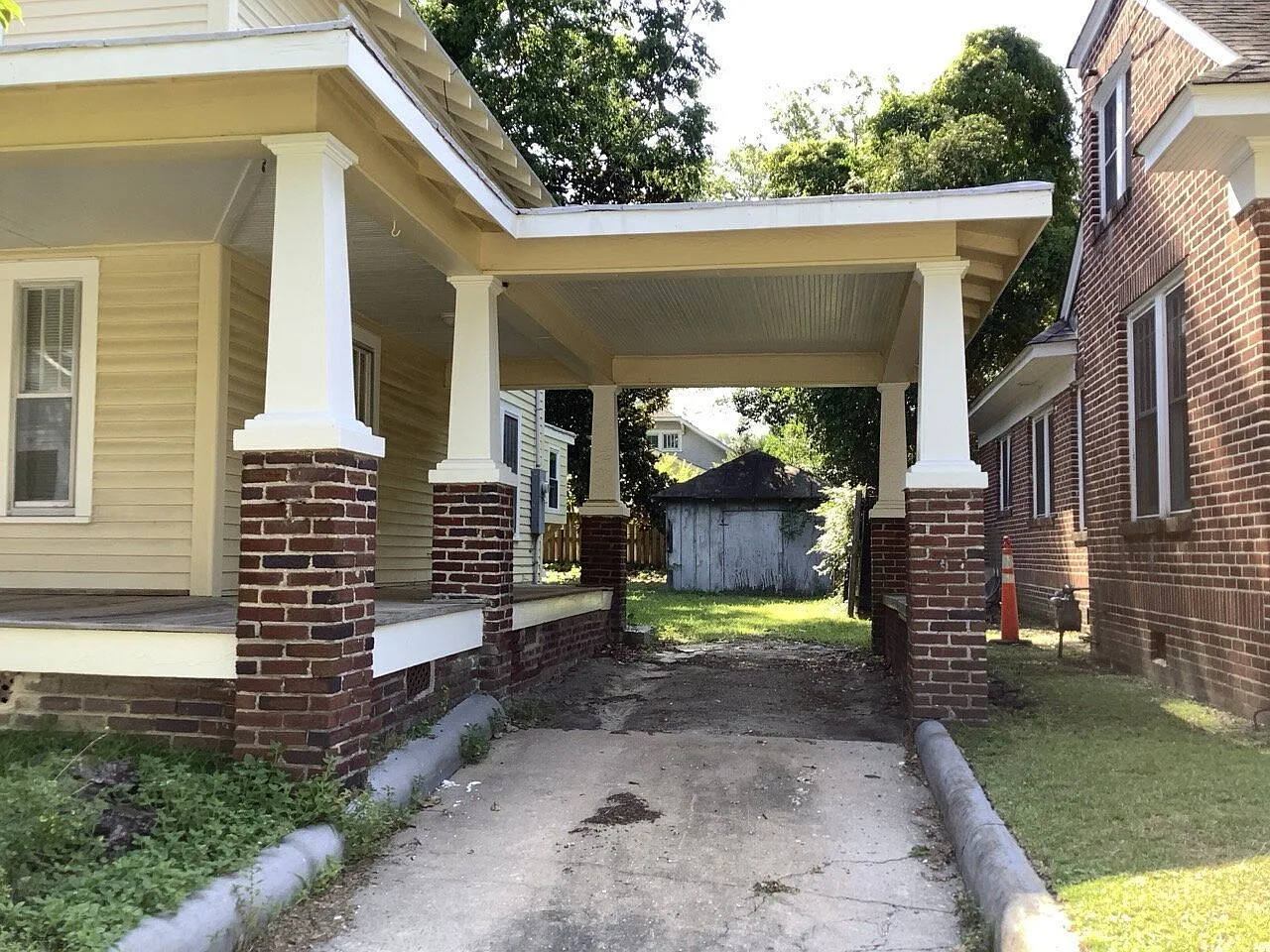 3 bed, 1.0 bath, 1440 sqft, $1,425 — Photo 3