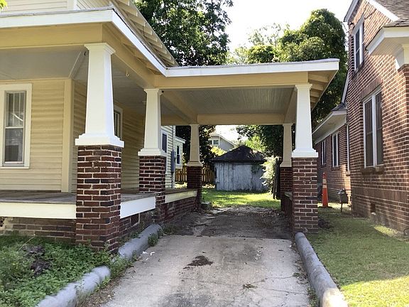 3rd image of 407 Biltmore St