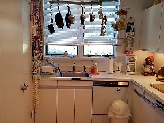 4th image of 132 Pines Dr #69