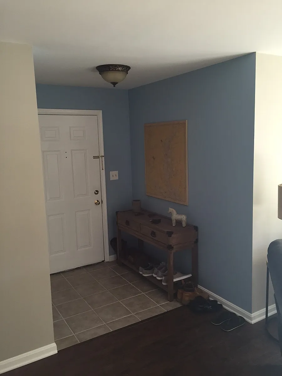 entrance - 605 Admiral Dr #205
