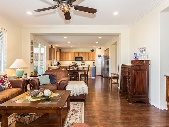 4th image of 24793 Springbrook Way