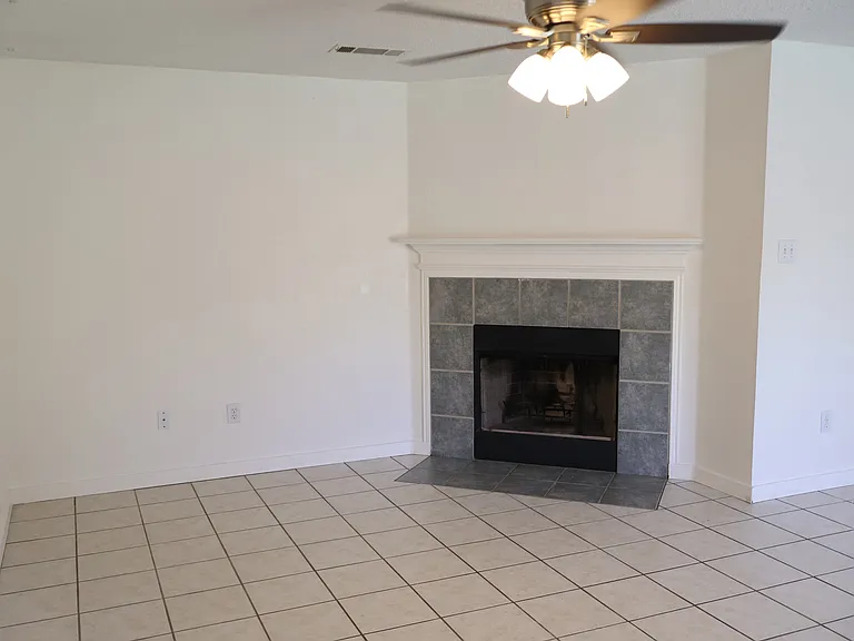 8721 Limestone Dr — Photo 9