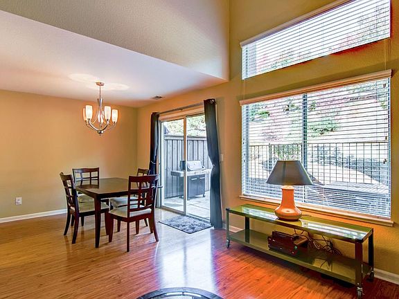3rd image of 242 Portola Dr