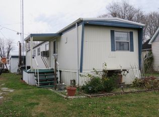 206 S Cory St, Mooreland, IN 47360