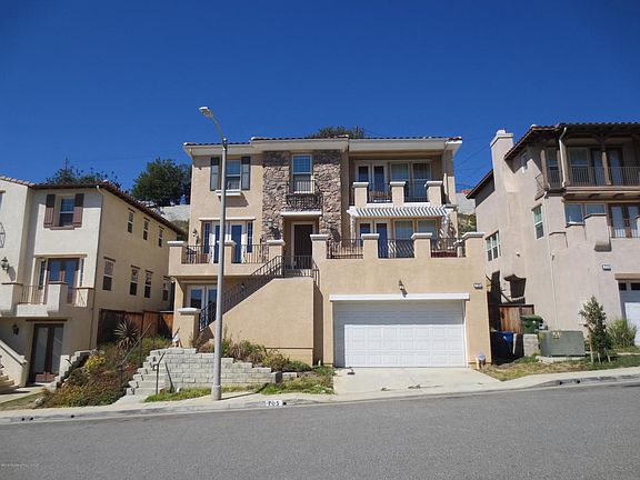 2nd image of 705 S Avenue 61