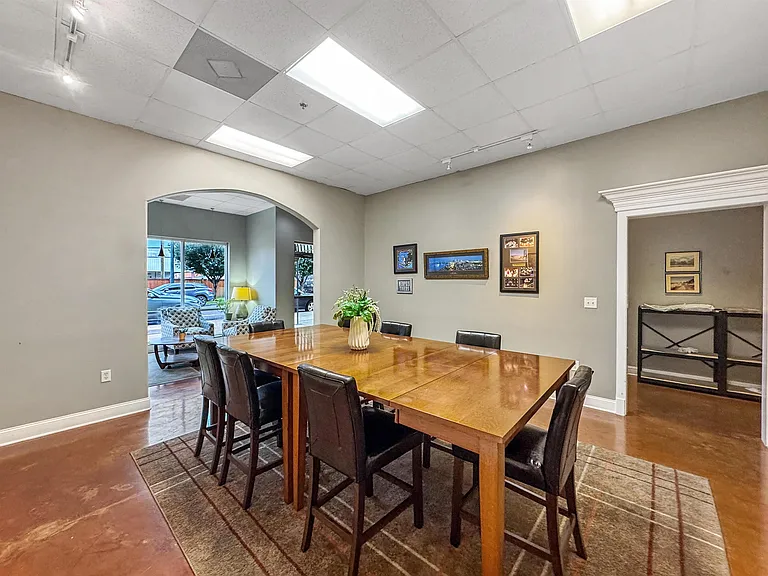 510 Cityhouse Ct #204 — Photo 38