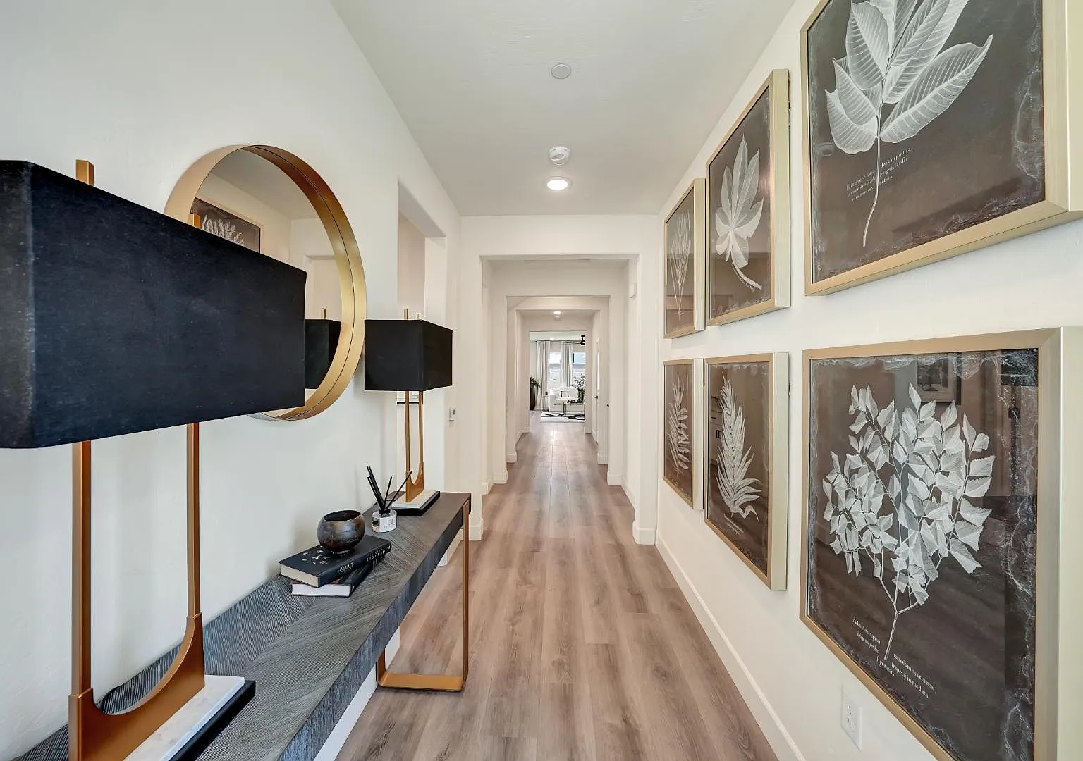2148 W. Solo Way — Photo 1