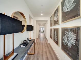 2148 W Solo Way, Hanford, CA 93230