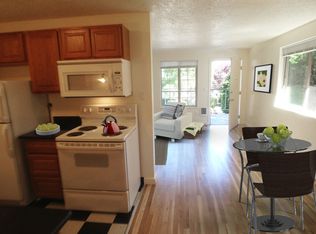 715 SE 29th Ave #0, Portland, OR 97214