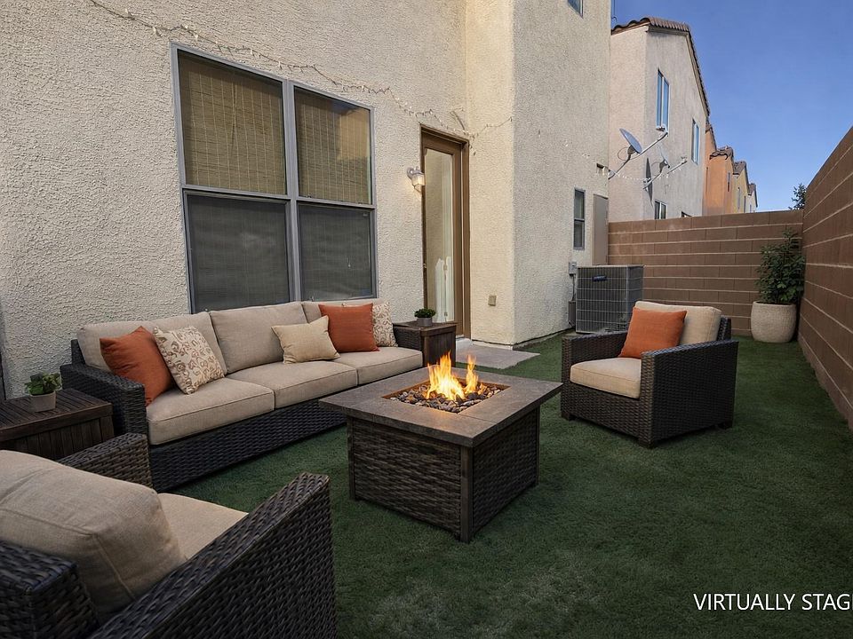 1st image of 9681 Villa La Mora Ave