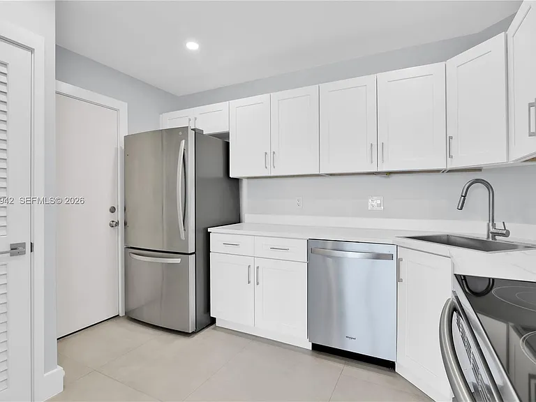 1770 E Las Olas Blvd #505 — Photo 8