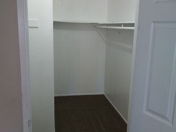 5th image of 3859 Annadale Ln APT 19