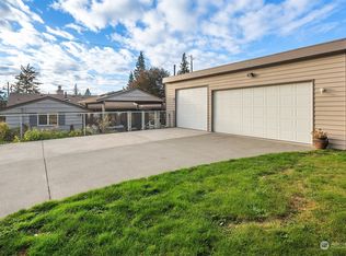 19227 88th Ave W, Edmonds, WA 98026