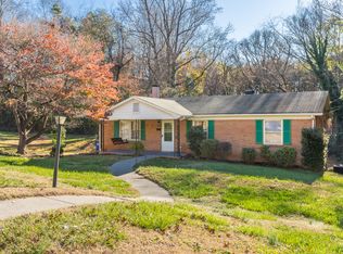 2485 Ardmore Mnr, Winston Salem, NC 27103