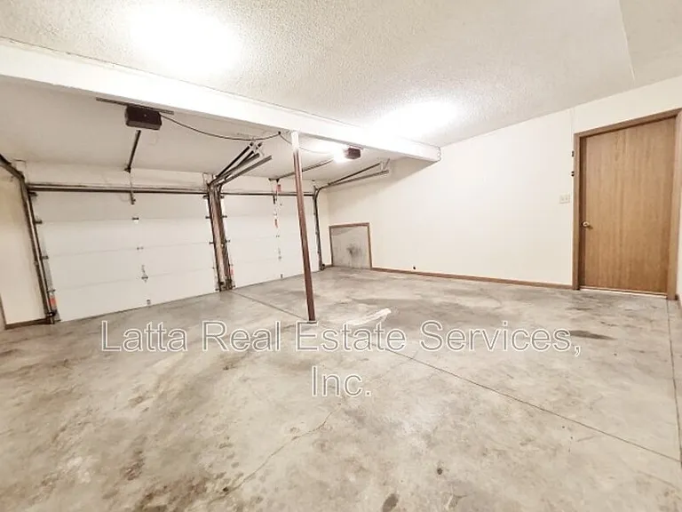 403 S Sunrise Dr — Photo 13